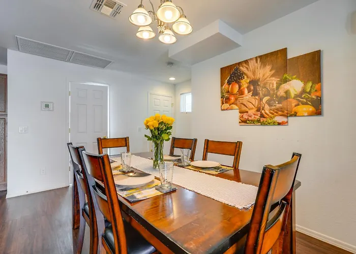 Easy Access To Asu! Extended-stay Townhome Ferienhaus Tempe
