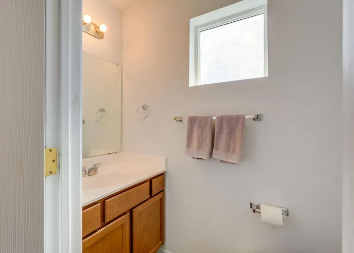 Easy Access To Asu! Extended-stay Townhome Ferienhaus