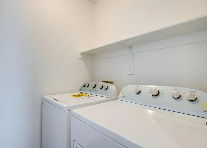 Easy Access To Asu! Extended-stay Townhome Ferienhaus *