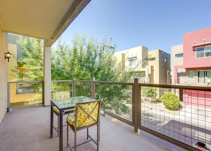 Easy Access To Asu! Extended-stay Townhome Ferienhaus Tempe