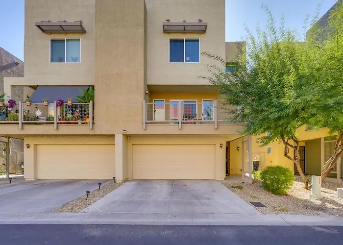 Easy Access To Asu! Extended-stay Townhome Tempe